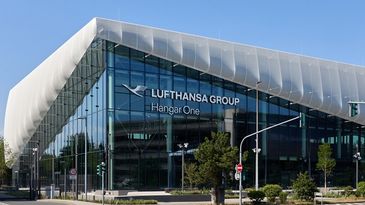 Lufthansa Group Hangar One 1.jpg